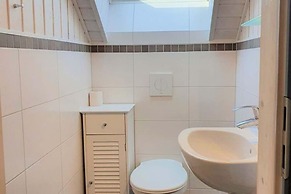 Ferienhaus mit Terrasse und Balkon