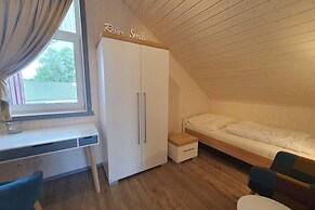 Ferienhaus mit Terrasse und Balkon