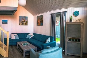 Ferienhaus mit Terrasse und Balkon