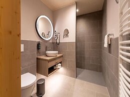 Award-winning Lush Retreat by Belvilla