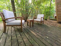 Award-winning Lush Retreat by Belvilla