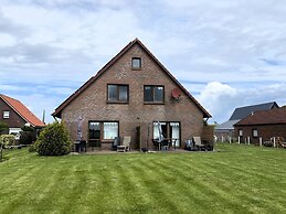 Apartment With Private Terrace in Nessmersiel