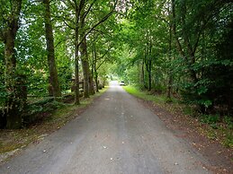 Stunning Holiday Home for 5 Adults in Recht