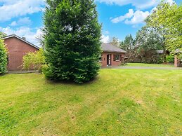 Stunning Holiday Home for 5 Adults in Recht