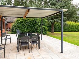 Stunning Holiday Home for 5 Adults in Recht