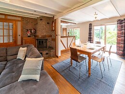 Stunning Holiday Home for 5 Adults in Recht