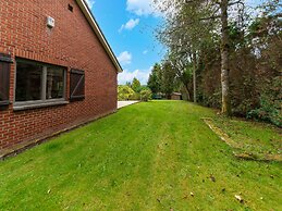 Stunning Holiday Home for 5 Adults in Recht