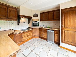 Stunning Holiday Home for 5 Adults in Recht