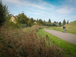 Spacious Holiday Home With Sauna Near Beach