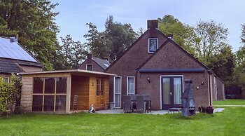 Cosy Holiday Home With Garden