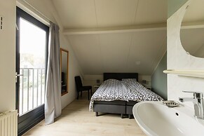 Cosy Holiday Home With Garden