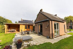 Cosy Holiday Home With Garden