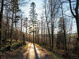 Cosy Holiday Home Yalet in Brilon-wald