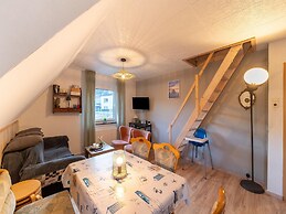 Cosy Holiday Home Yalet in Brilon-wald