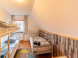 Cosy Holiday Home Yalet in Brilon-wald