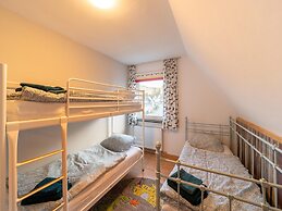 Cosy Holiday Home Yalet in Brilon-wald