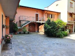 Charming Apartment Near Lake Maggiore