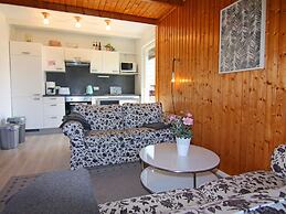 Inviting log House With 2 Terraces and Cozy Fireplace in Damp