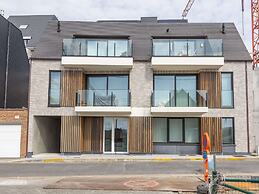 Newly Built Rooftop Flat With Sun-facing Terrace