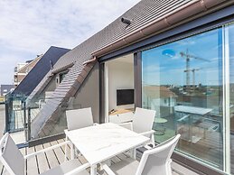 Newly Built Rooftop Flat With Sun-facing Terrace