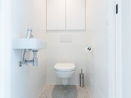 Newly Built Rooftop Flat With Sun-facing Terrace