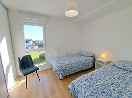 Aapartment, sea View in the Distance and E-bike