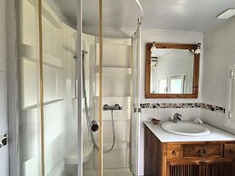 Premium Penty in a Quiet Location Near the Beach