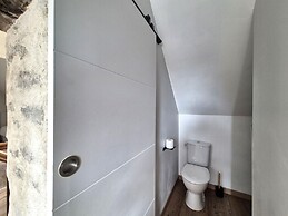 Premium Penty in a Quiet Location Near the Beach