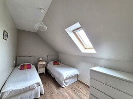 Premium Penty in a Quiet Location Near the Beach