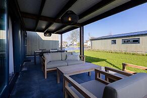Luxury Docklodge on the Water