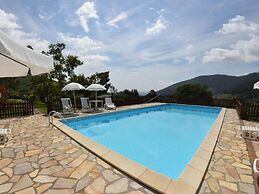 Spacious Cottage in Buti