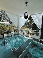 Dharma Hotel Boutique Spa