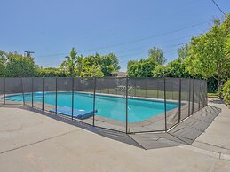 Hollywood Dream Remodeled Pool & Jacuzzi