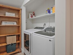 Hollywood Dream Remodeled Pool & Jacuzzi