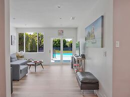 Hollywood Dream Remodeled Pool & Jacuzzi