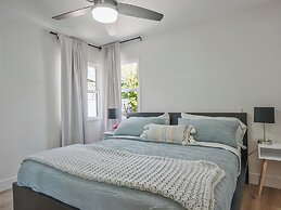 Hollywood Dream Remodeled Pool & Jacuzzi