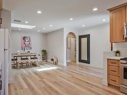 Hollywood Dream Remodeled Pool & Jacuzzi