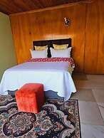 Golden gate guesthouse 0787391431