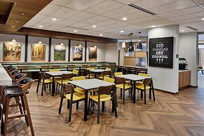 Fairfield By Marriott Inn & Suites Cornelia