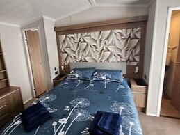 Mini Lodge Robin Hood Holiday Park