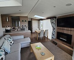 Mini Lodge Robin Hood Holiday Park