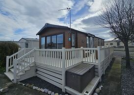 Mini Lodge Robin Hood Holiday Park