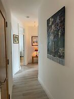 Luxury Waterfront Apartment