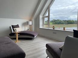 Luxury Waterfront Apartment