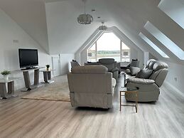 Luxury Waterfront Apartment