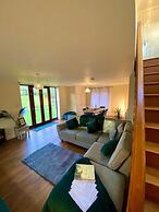 Radway Retreat - Cozy Countryside House