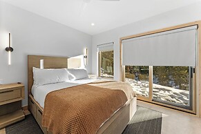 Ina's Way Townhomes, Unit A