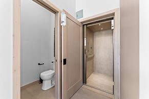 Ina's Way Townhomes, Unit A