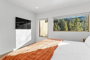 Ina's Way Townhomes, Unit A