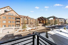 Ina's Way Townhomes, Unit A